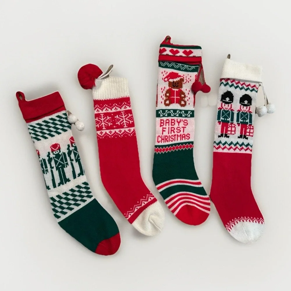 Vintage Knit Sweater‎ Style Christmas Stockings Lot of 4 Red Green White Kitschy